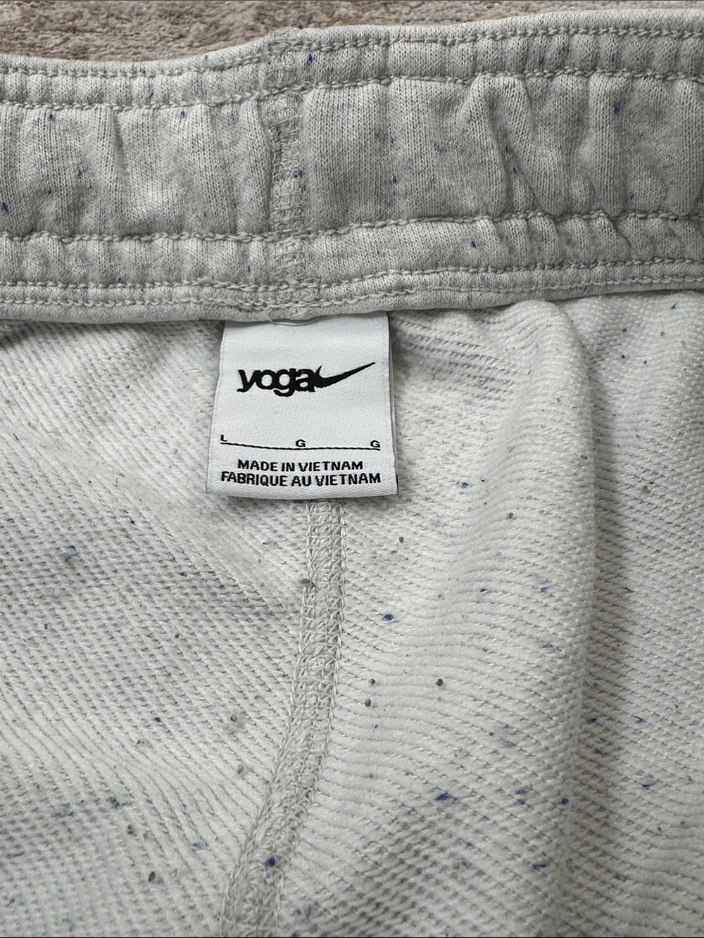 Nike Duo two Men’s Large one pair Athletic Pants and one pair Yoga pants. - Picture 5 of 14